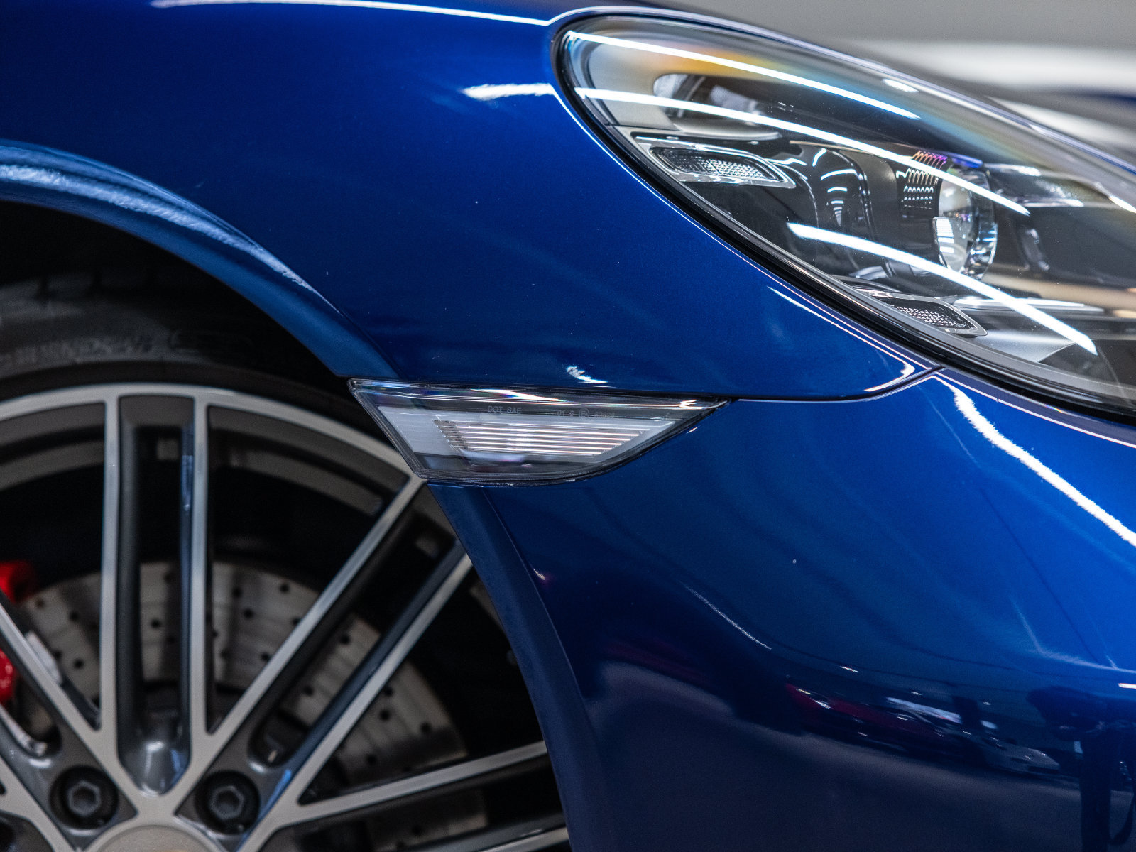 Certified 2025 Porsche 718 Cayman GTS RWD image 17
