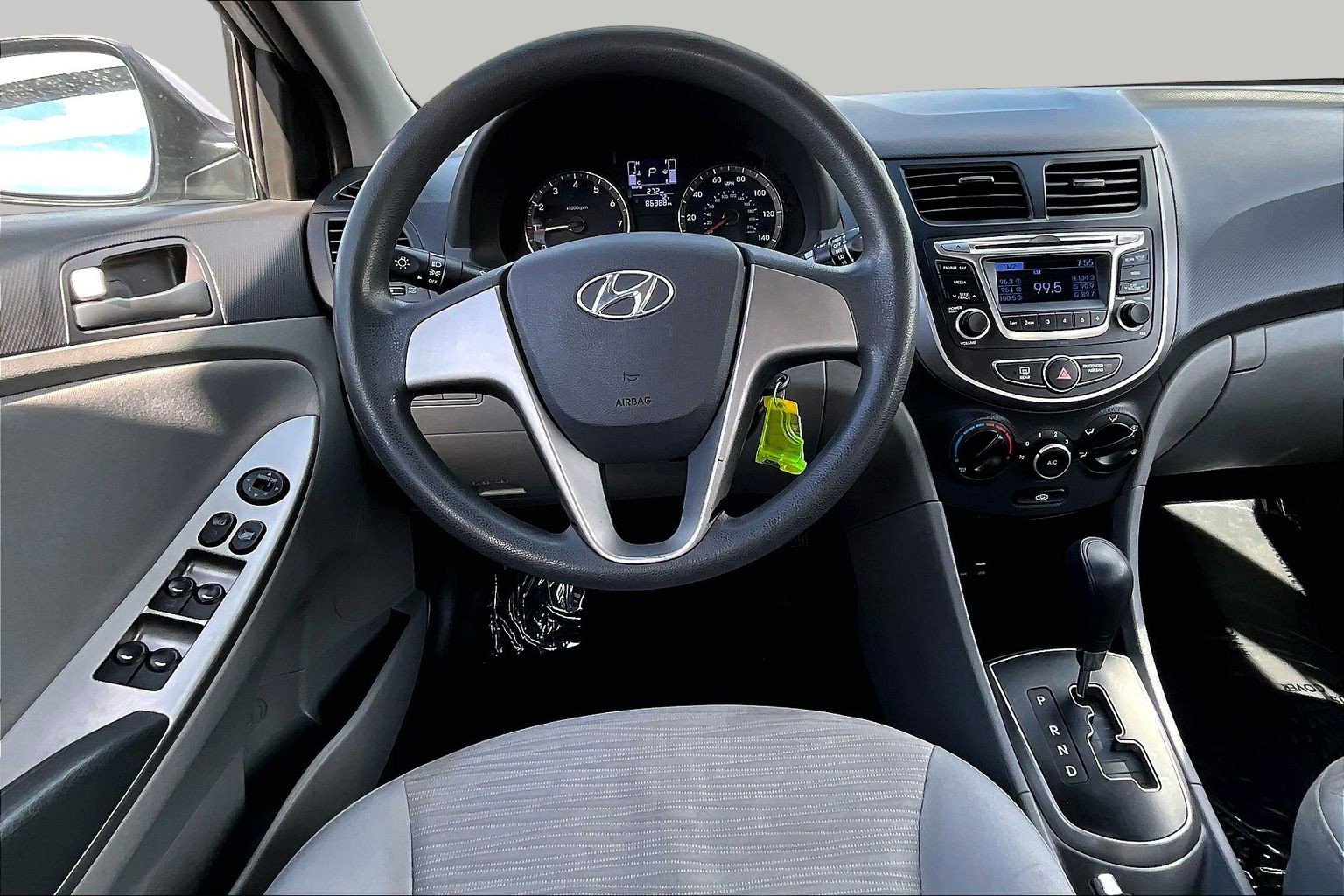 Used 2016 Hyundai Accent SE FWD image 5