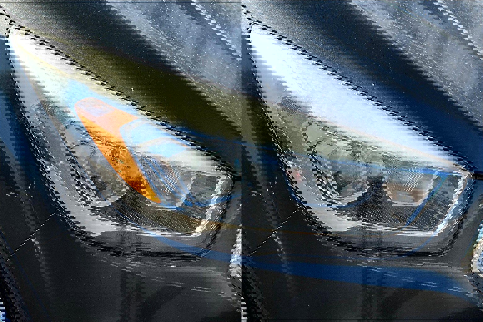 Used 2019 Ford Escape SEL image 28