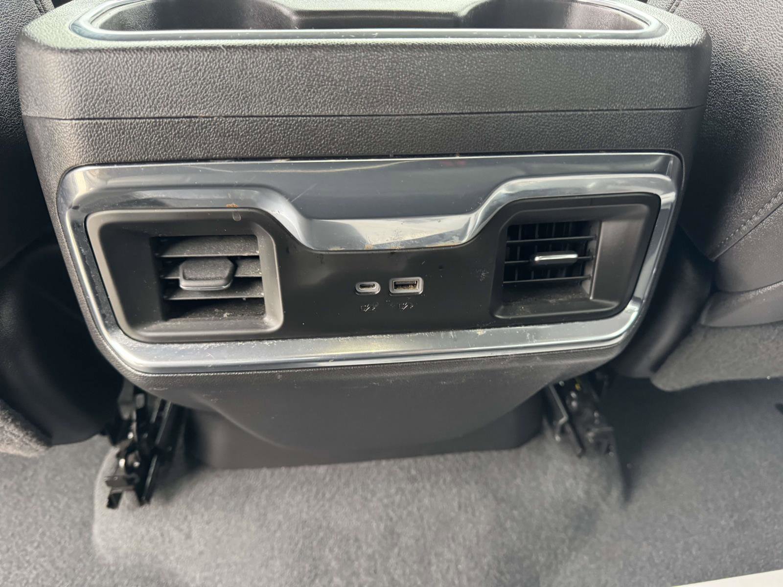 Used 2023 GMC Sierra 1500 SLT w/ SLT Premium Package AWD/4WD image 25