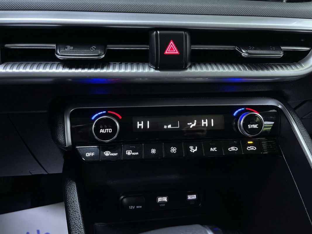 Used 2021 Kia K5 LXS image 10