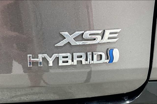 Used 2022 Toyota Sienna XSE AWD/4WD image 31