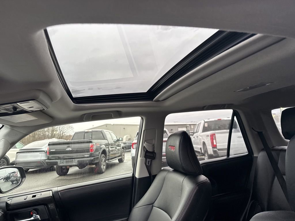 Used 2020 Toyota 4Runner TRD Off-Road Premium image 12