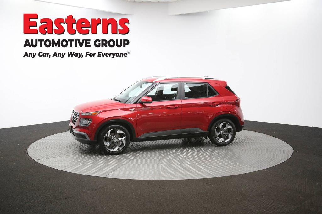Used 2022 Hyundai Venue SEL image 57