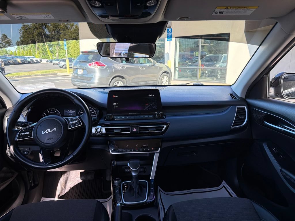Certified 2022 Kia Seltos Nightfall Edition AWD/4WD image 23
