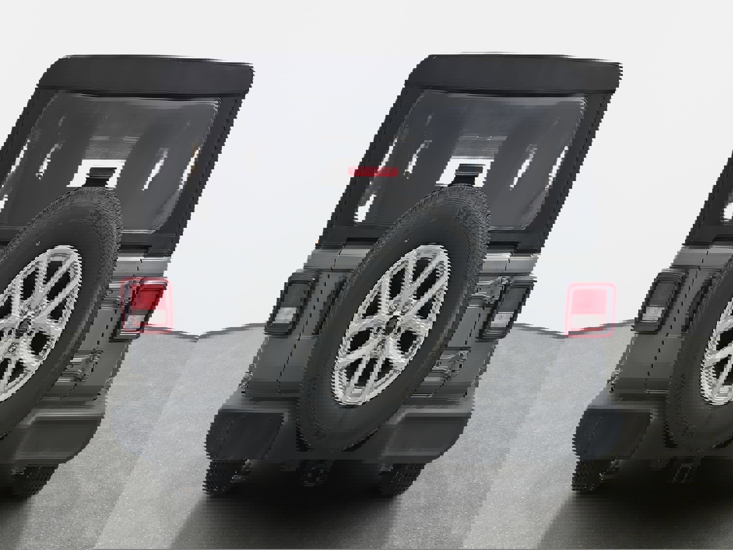 Used 2023 Jeep Wrangler Sport S image 4