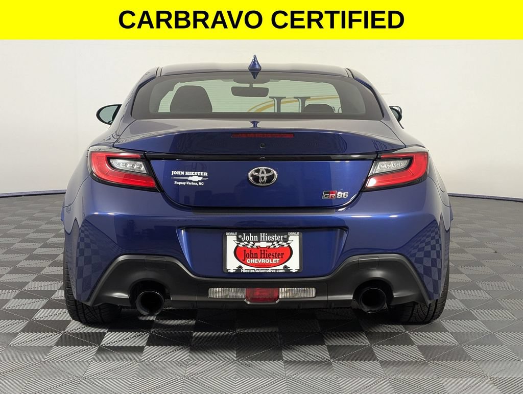 Used 2023 Toyota GR86 w/ ALL Weather Mat Package (TMS) RWD image 6