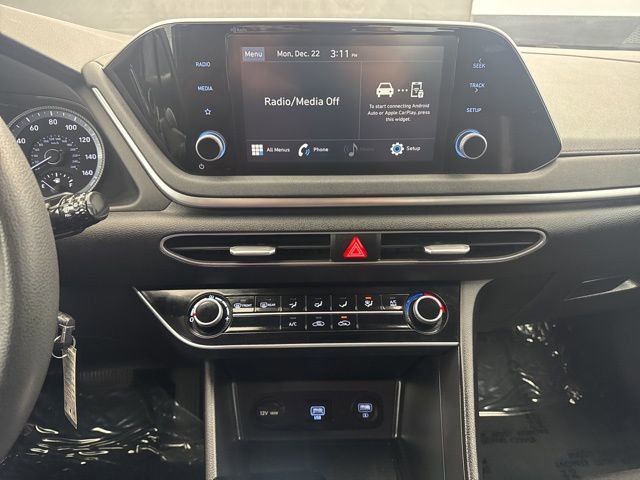 Used 2023 Hyundai Sonata SE image 20