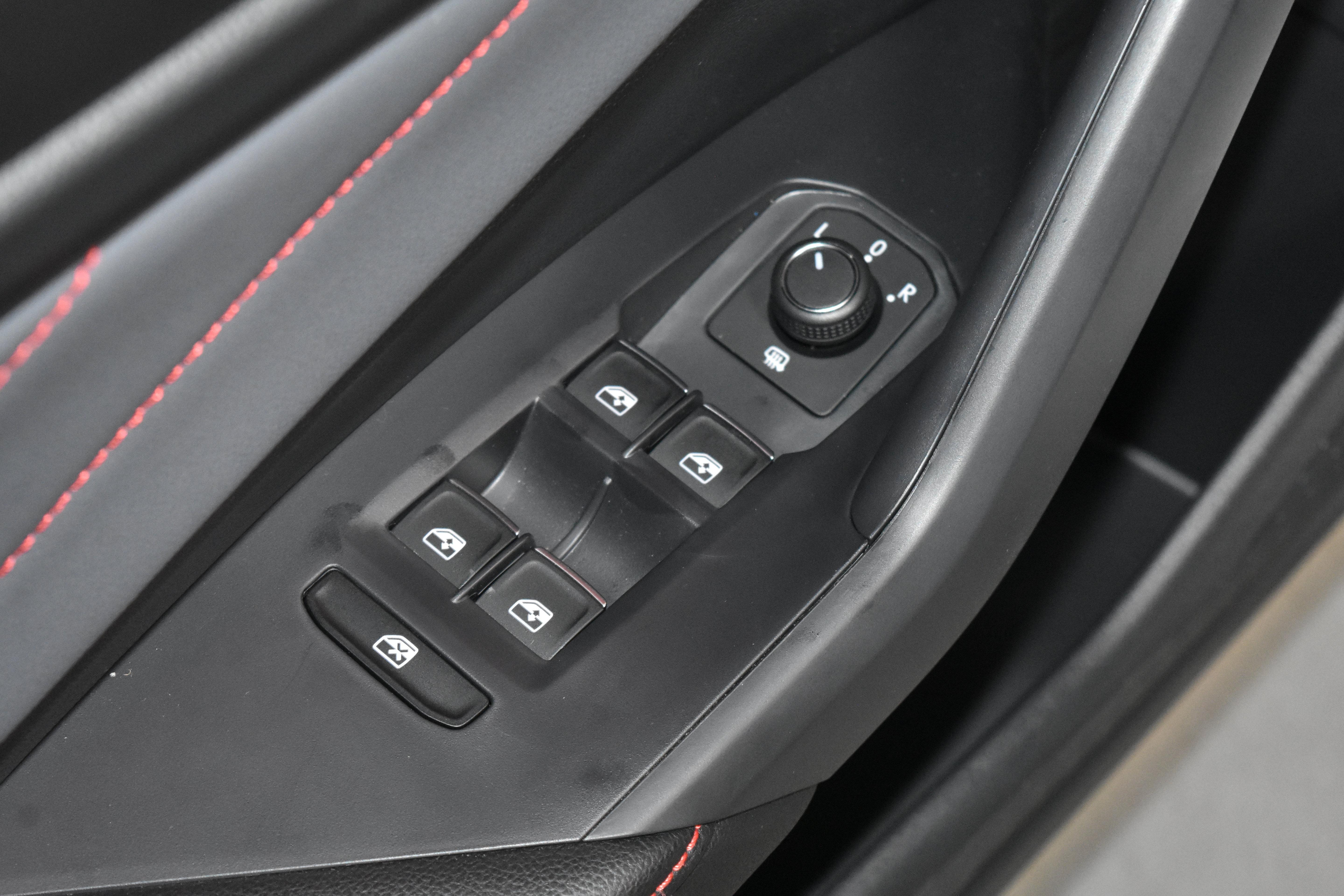 New 2026 Volkswagen Jetta GLI Autobahn FWD image 4