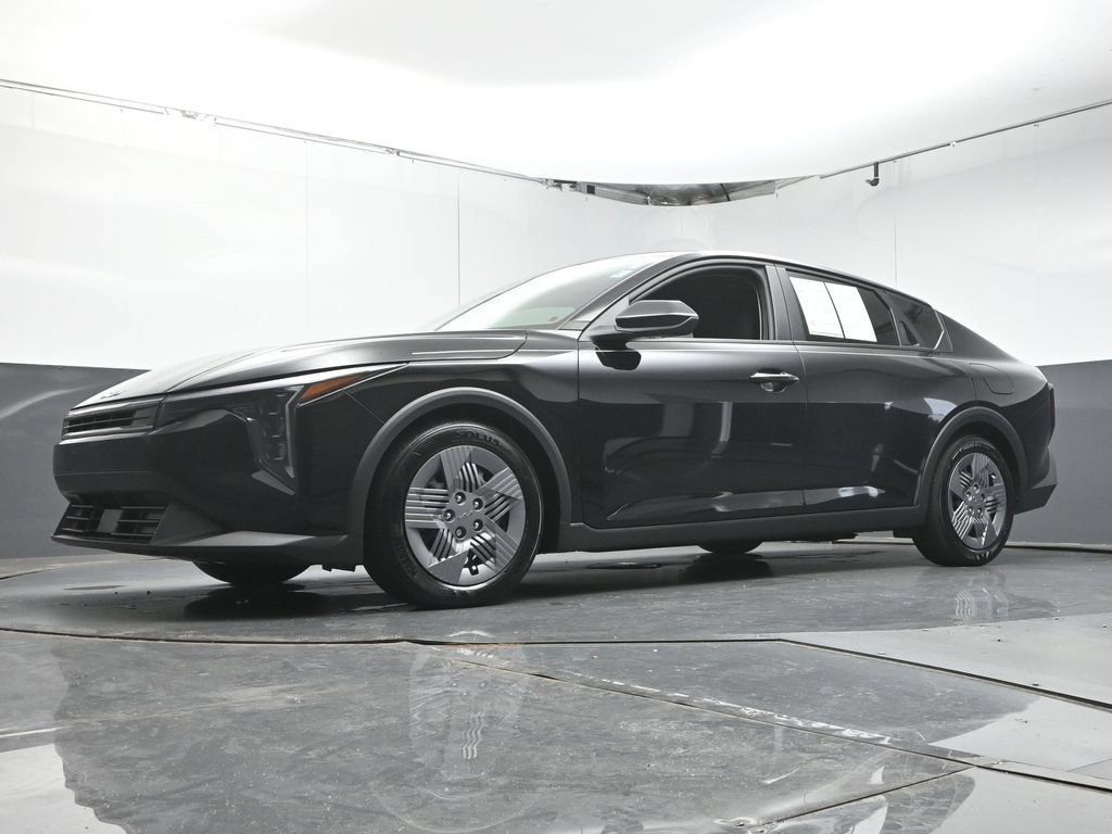 Used 2025 Kia K4 FWD image 32