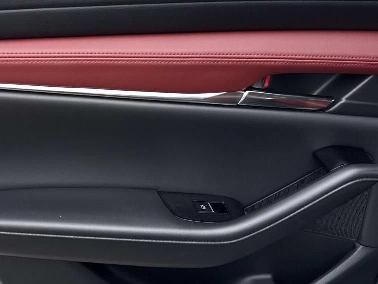 New 2026 MAZDA MAZDA3 2.5 S Hatchback w/ Premium Pkg FWD image 12