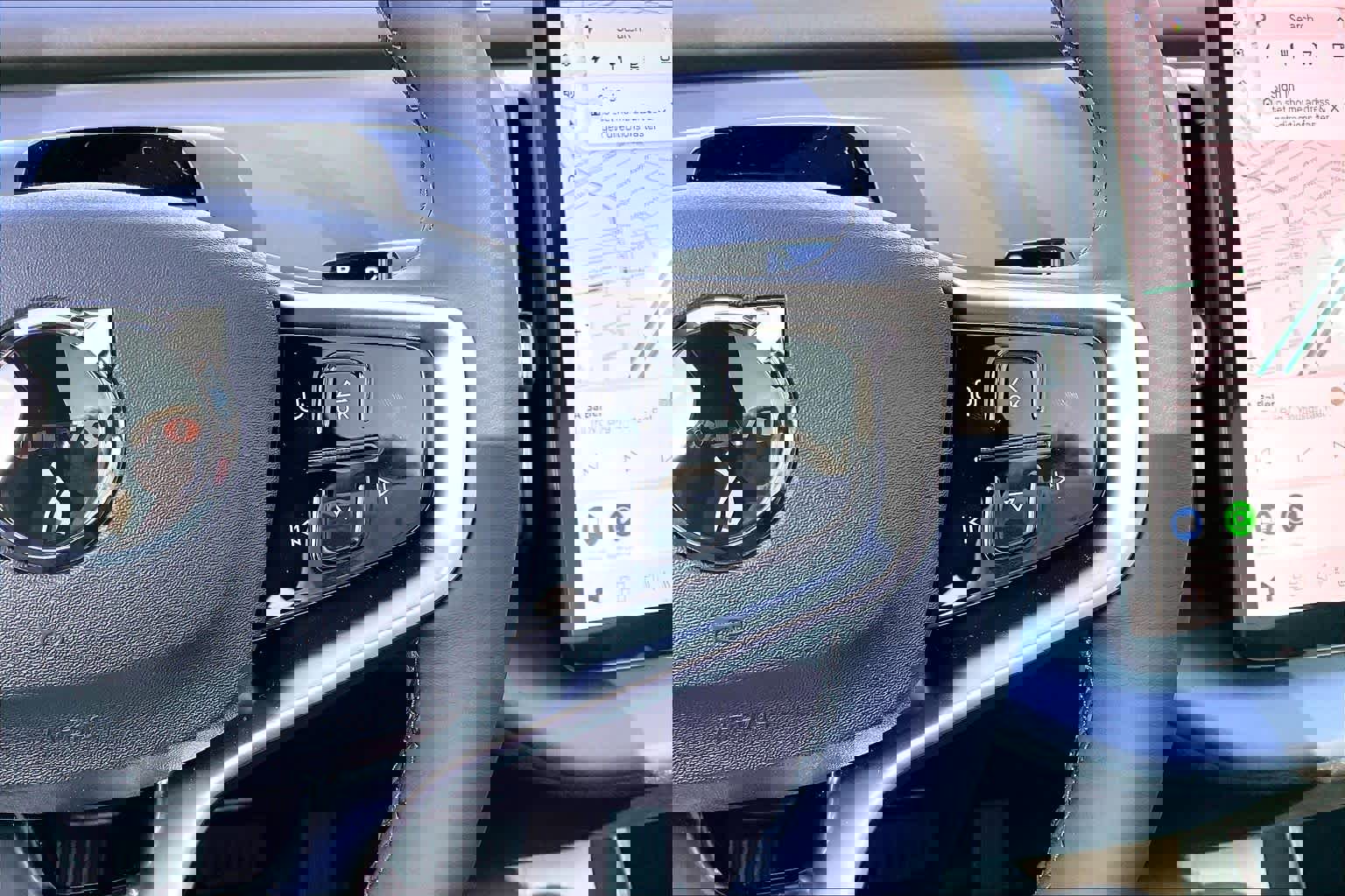 New 2025 Volvo EX30 Plus w/ Protection Package Premier image 18