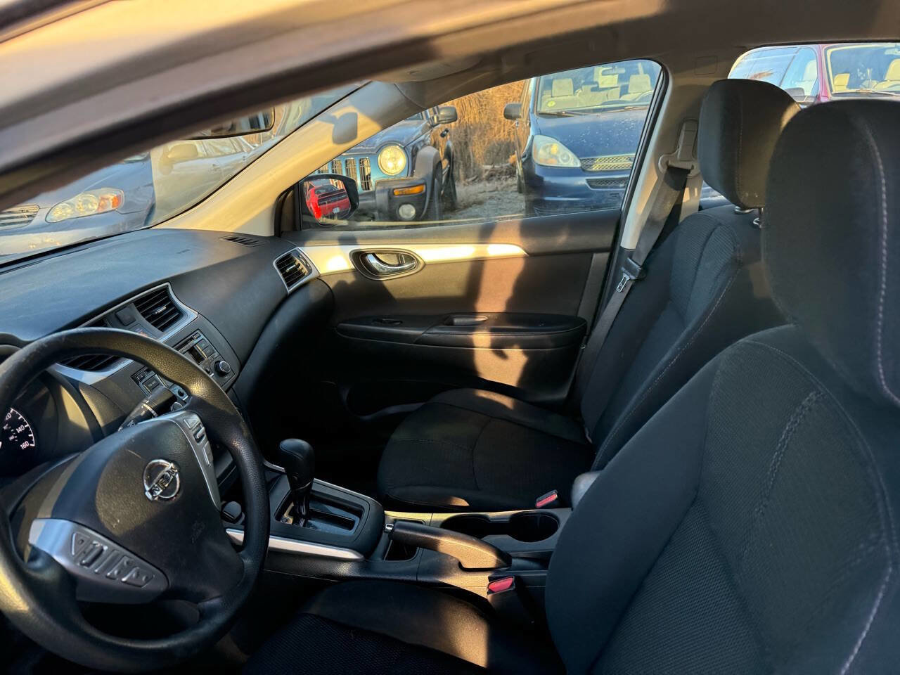 Used 2017 Nissan Sentra S image 13