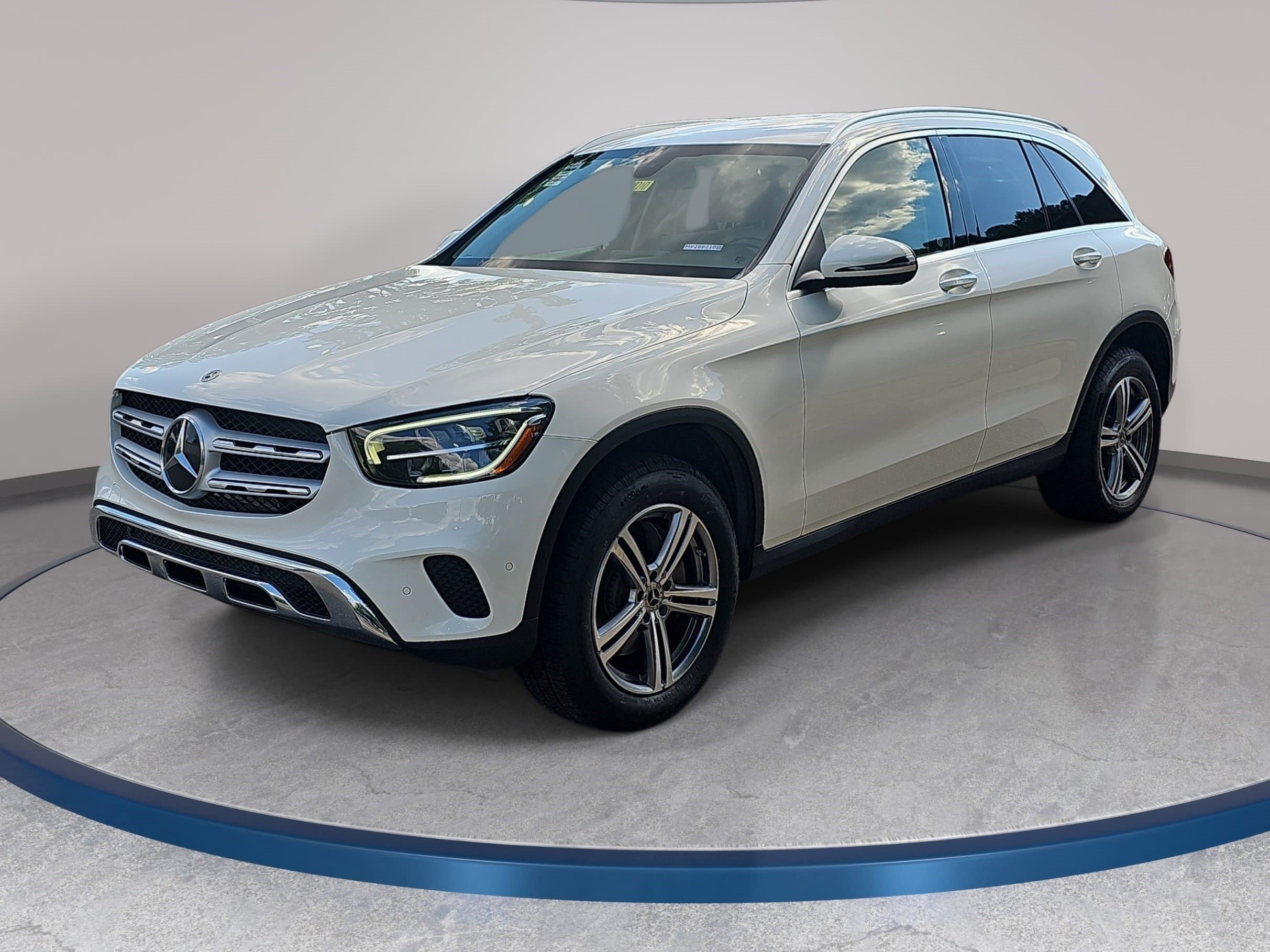 Used 2021 Mercedes-Benz GLC 300 image 1