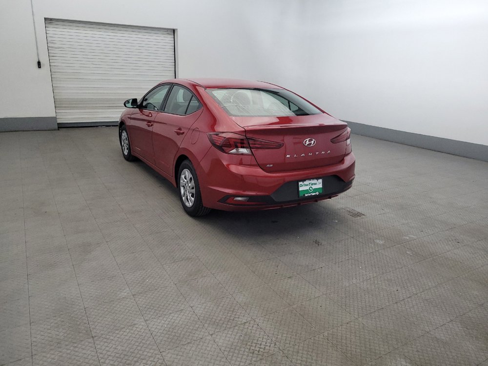 Used 2019 Hyundai Elantra SE FWD image 5