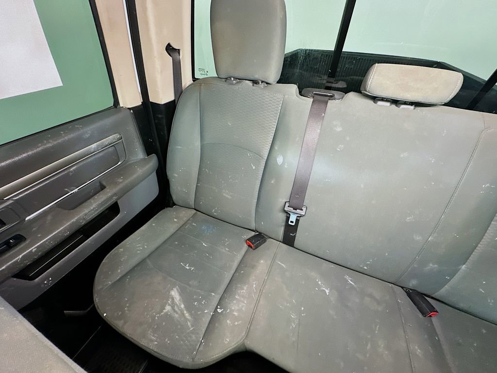 Used 2018 RAM 3500 SLT image 12