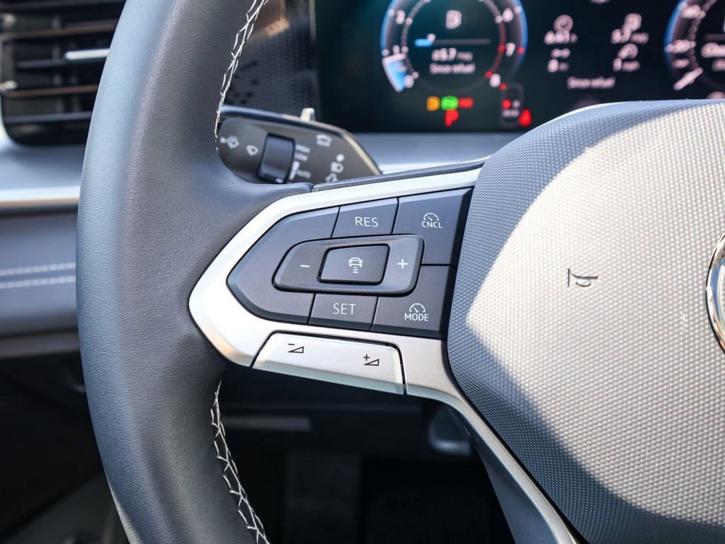 New 2026 Volkswagen Tiguan SE AWD/4WD image 24
