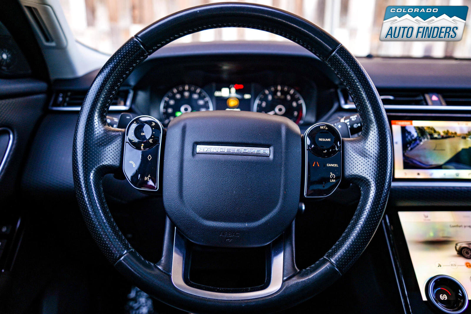 Used 2020 Land Rover Range Rover Velar S image 15