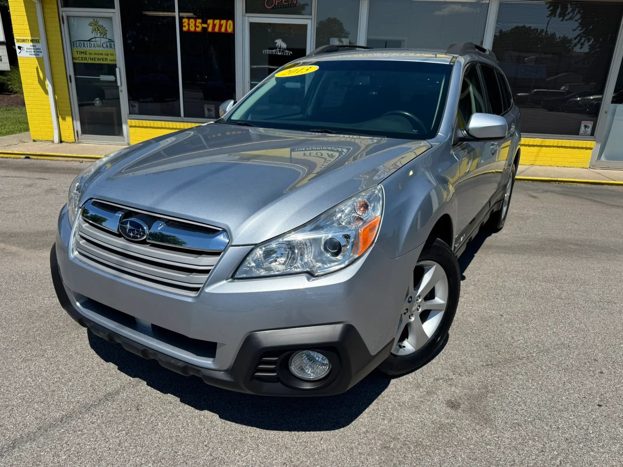 Used 2013 Subaru Outback 2.5i Premium AWD/4WD image 2