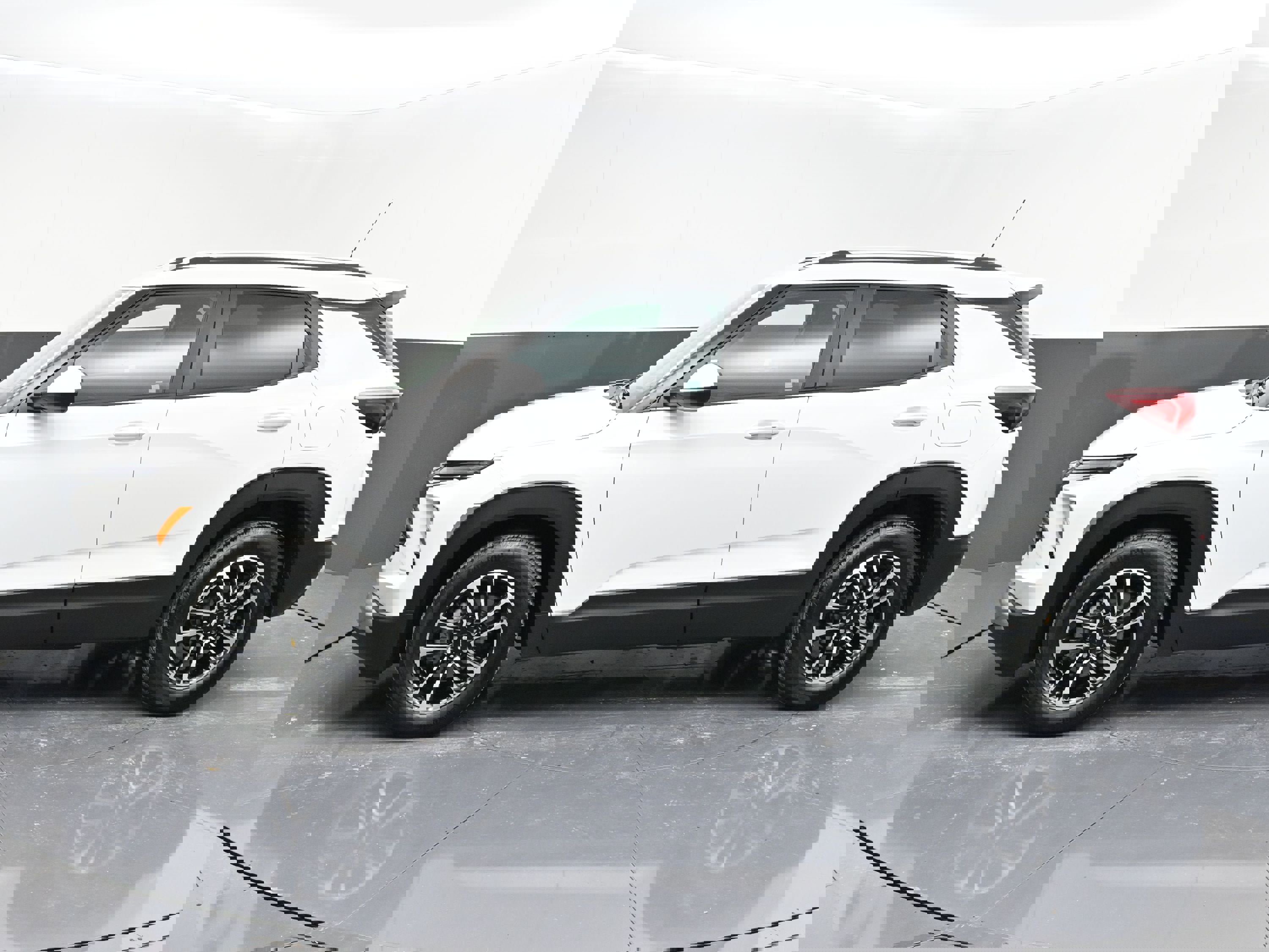 Certified 2026 Chevrolet TrailBlazer LT w/ Driver Confidence Package image 4