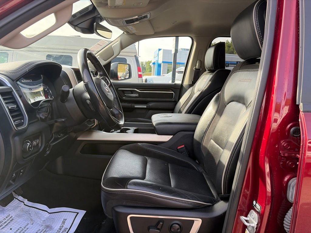 Used 2022 RAM 1500 Laramie AWD/4WD image 14