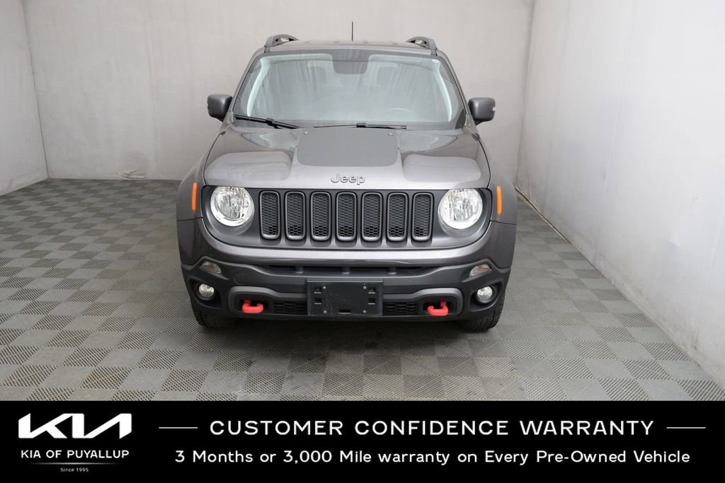 Used 2018 Jeep Renegade Trailhawk AWD/4WD image 2