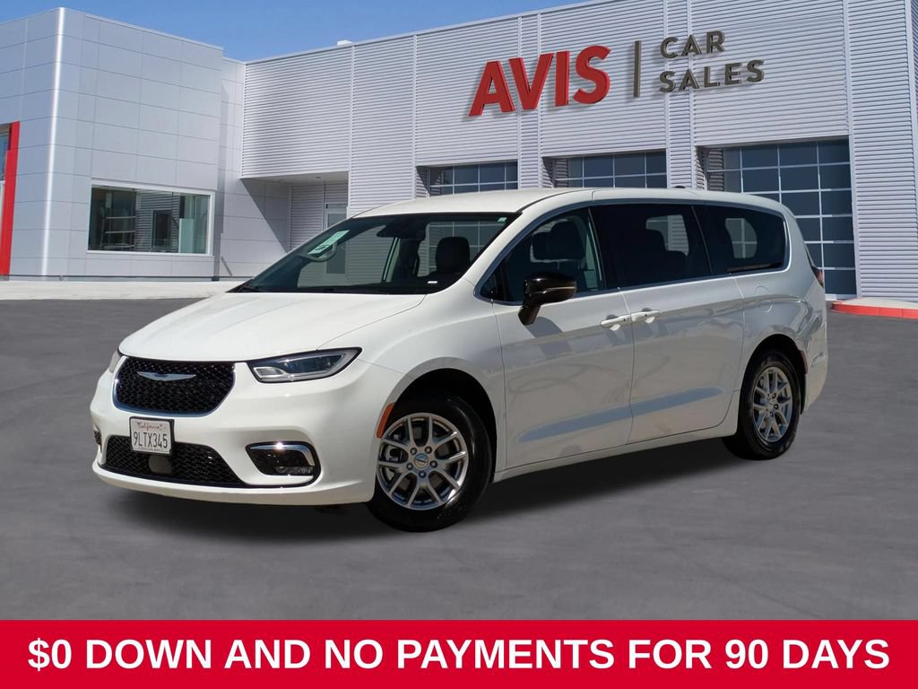 Used 2024 Chrysler Pacifica Touring-L FWD image 1