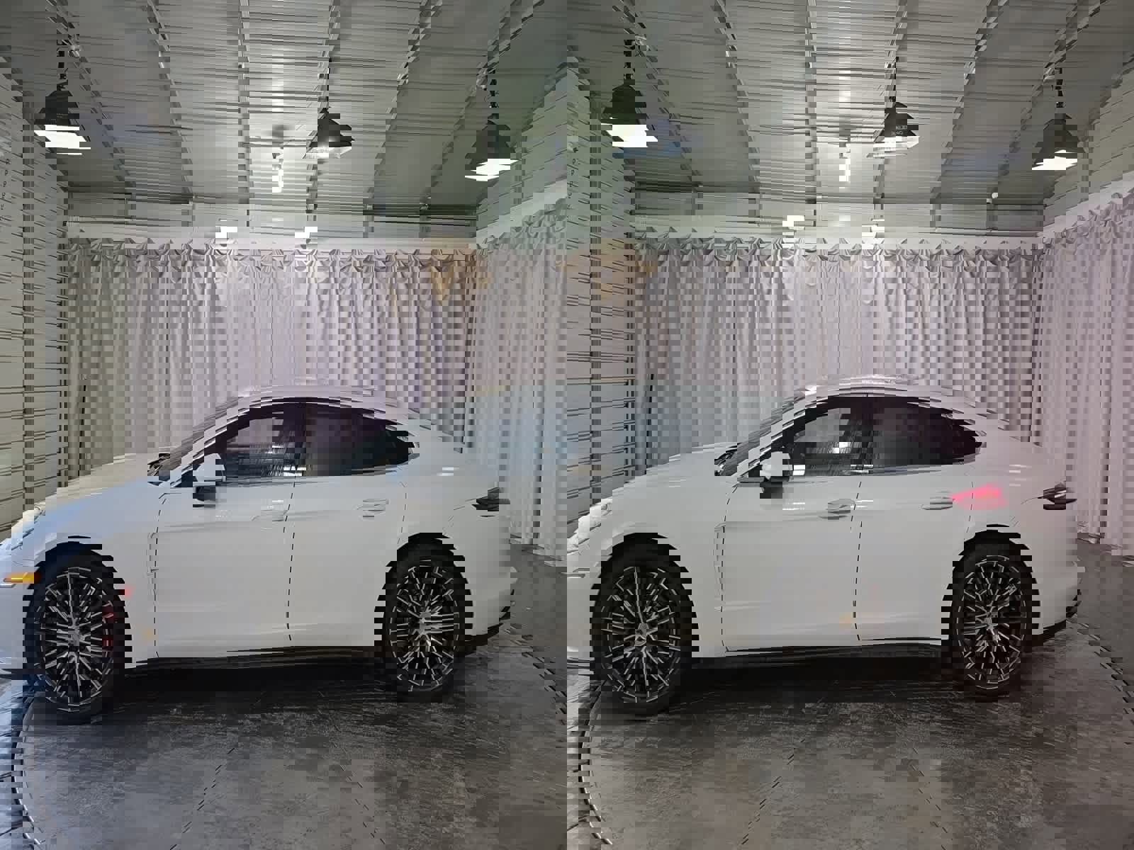 Used 2017 Porsche Panamera Turbo image 3