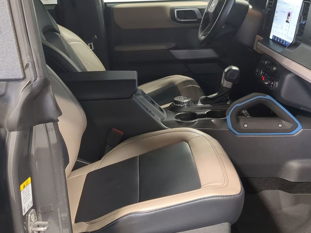 Used 2023 Ford Bronco Wildtrak AWD/4WD image 27