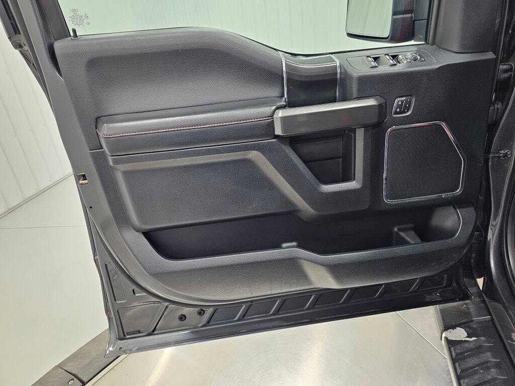 Used 2018 Ford F150 Lariat AWD/4WD image 37