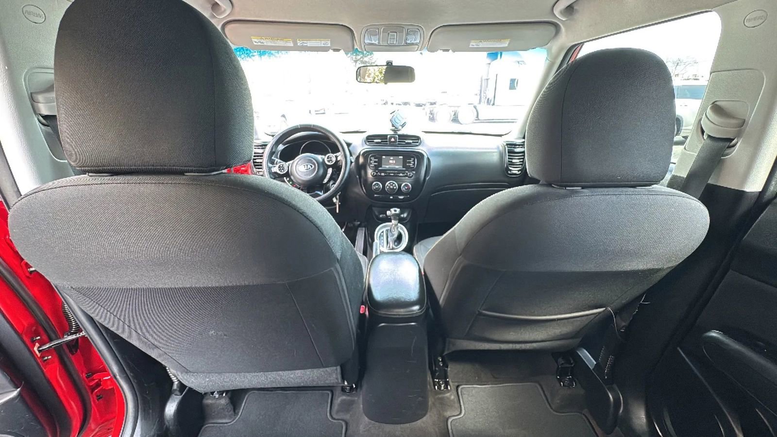 Used 2016 Kia Soul + FWD image 15