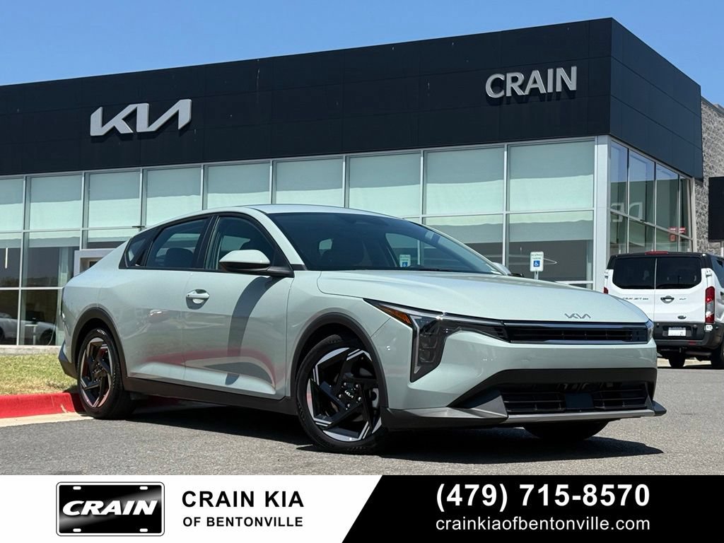 Certified 2025 Kia K4 EX FWD image 1