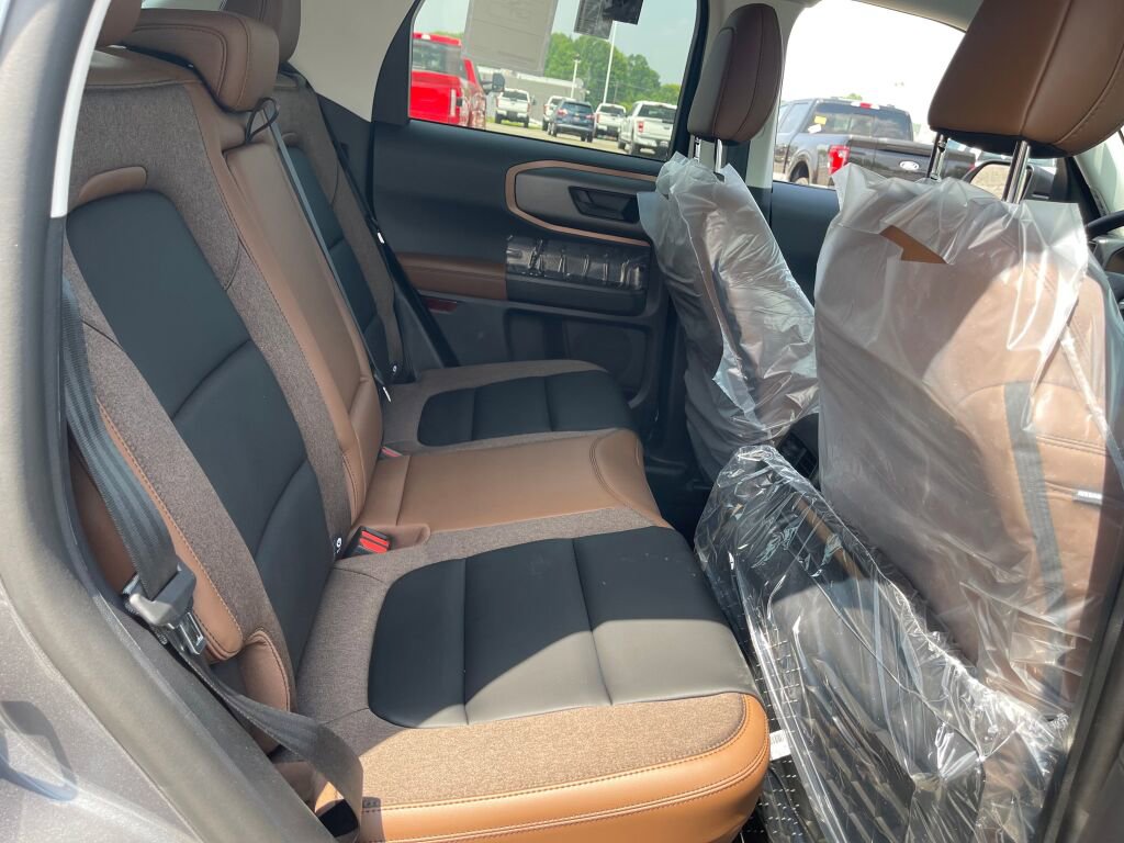 New 2025 Ford Bronco Sport Outer Banks image 14