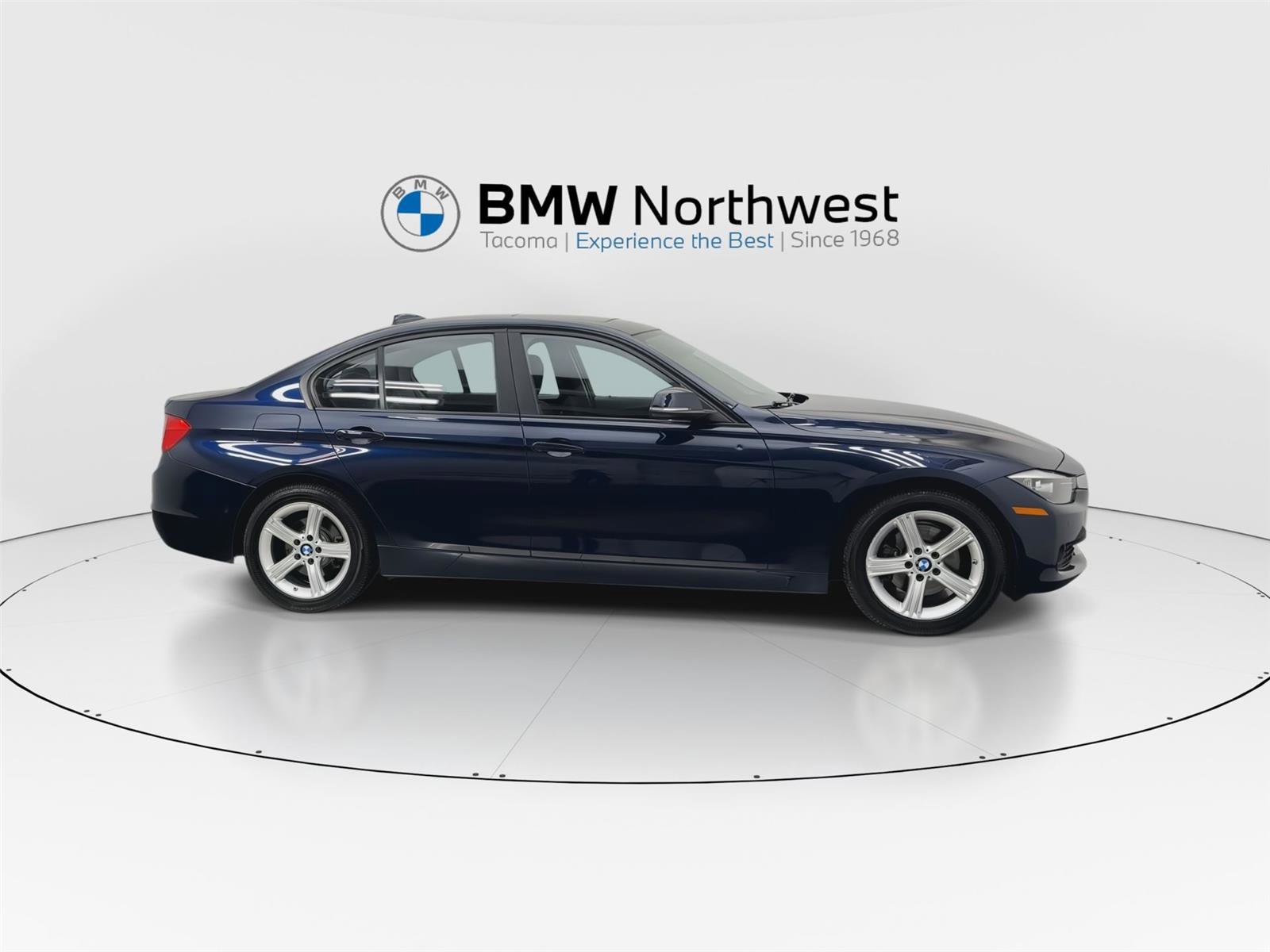 Used 2014 BMW 320i xDrive Sedan image 5