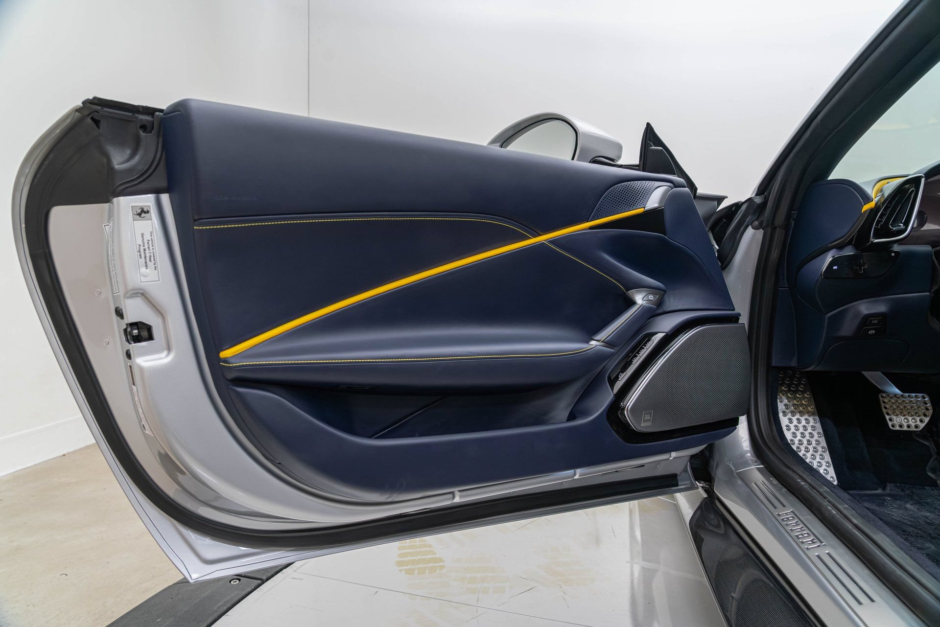 Certified 2024 Ferrari Roma Spider RWD image 17