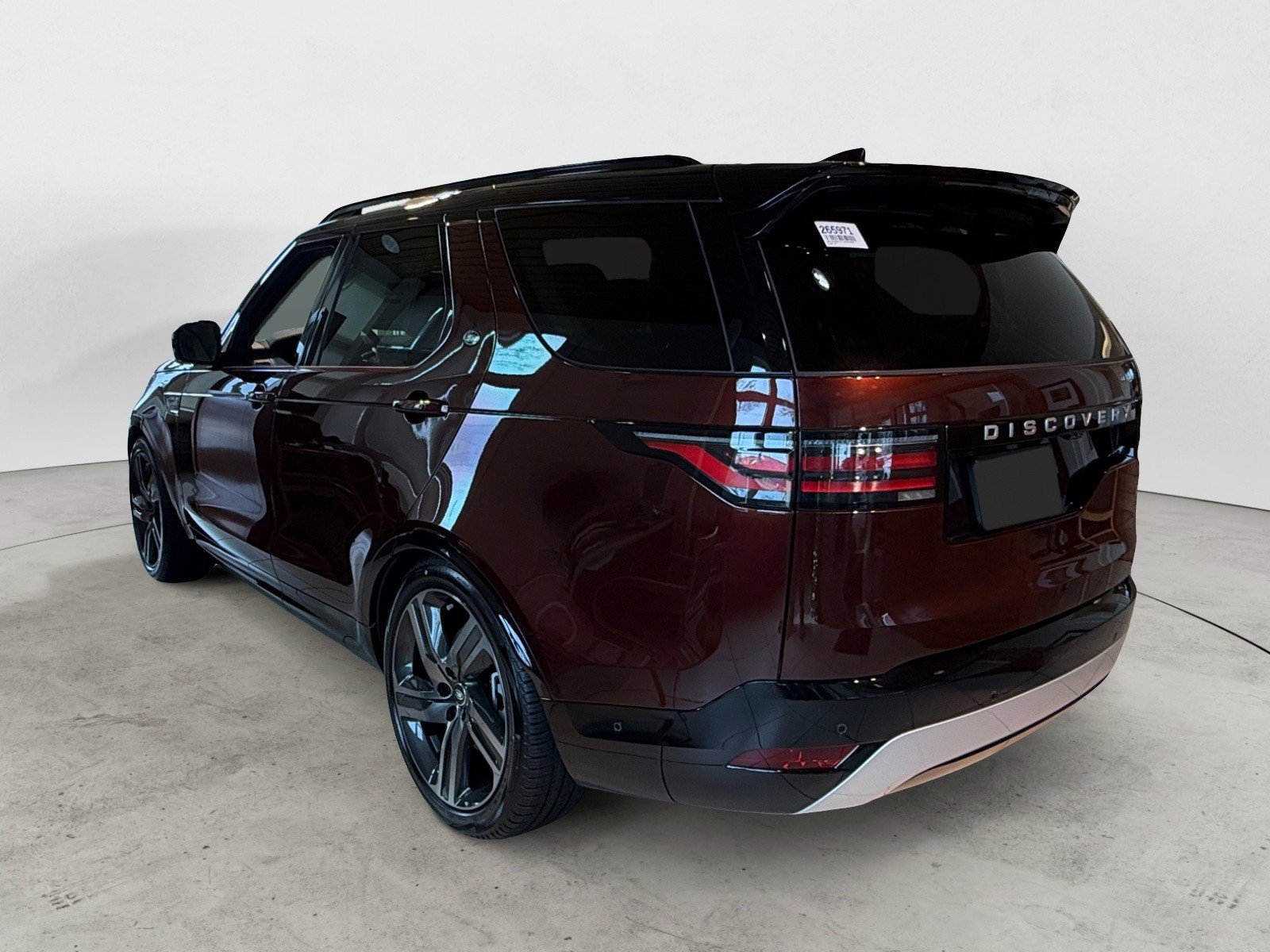 New 2026 Land Rover Discovery Limited Edition image 5