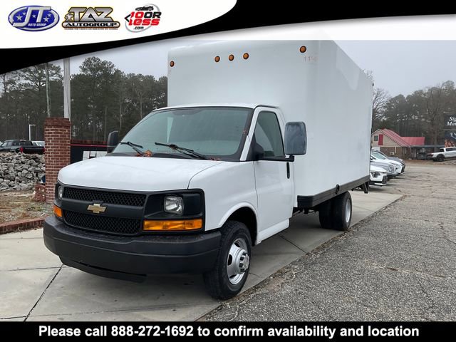 Used 2013 Chevrolet Express 3500 Work Van image 3