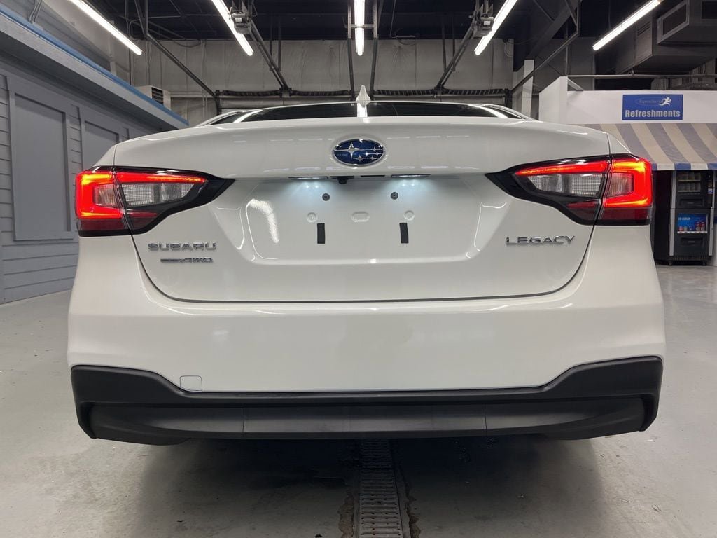 Certified 2025 Subaru Legacy Premium AWD/4WD image 9
