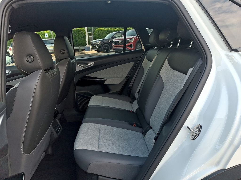 Certified 2023 Volkswagen ID.4 Pro RWD image 10
