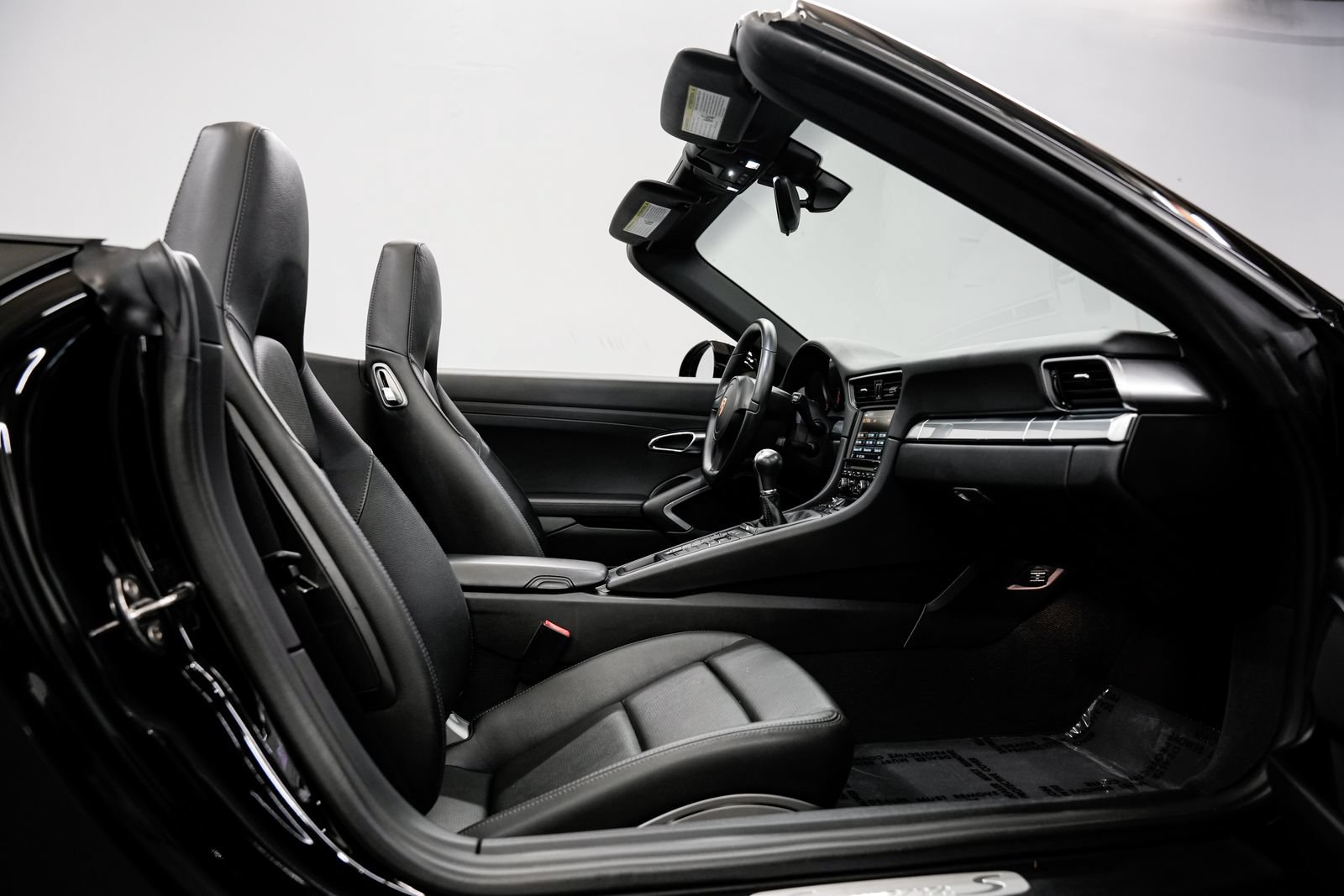Used 2014 Porsche 911 Carrera S RWD image 25