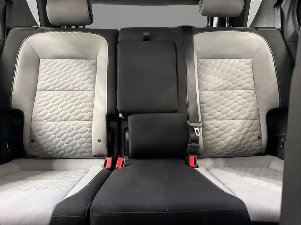 Used 2018 Chevrolet Equinox LS w/ LPO, Blackout Package image 17