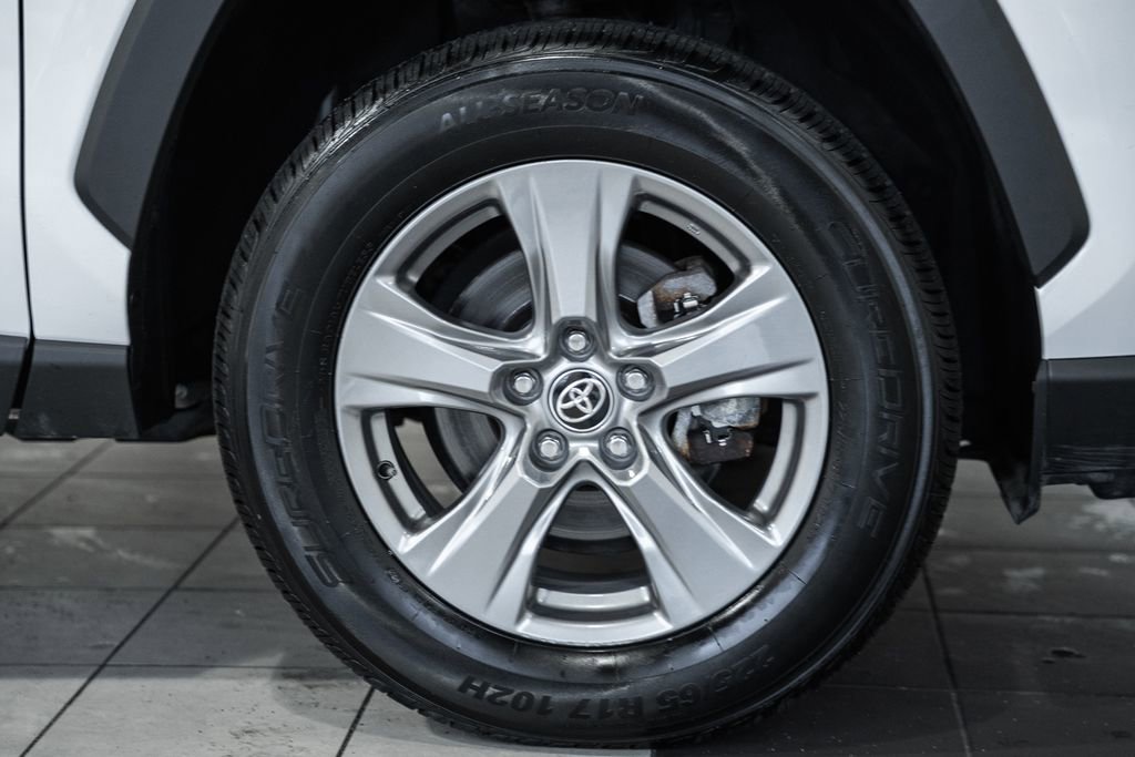 Used 2025 Toyota RAV4 XLE image 14