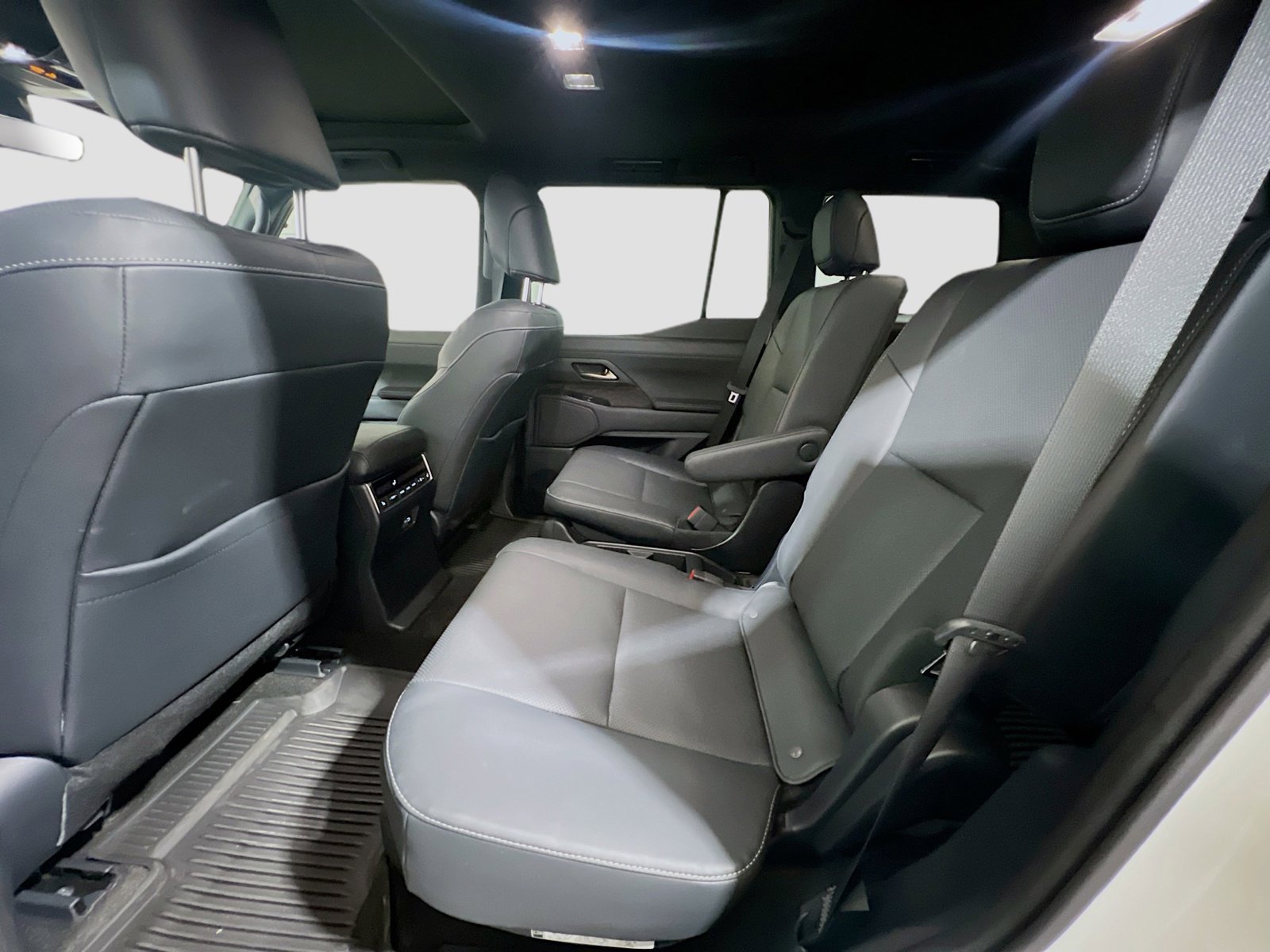 Used 2025 Lexus GX 550 550 Premium+ w/ Accessory Package (2T) image 17