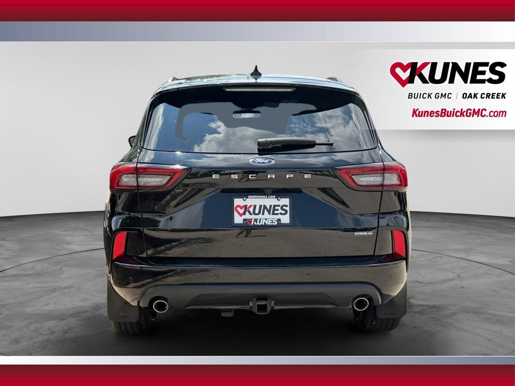 Used 2023 Ford Escape ST-Line Elite w/ Premium Technology Package AWD/4WD image 9