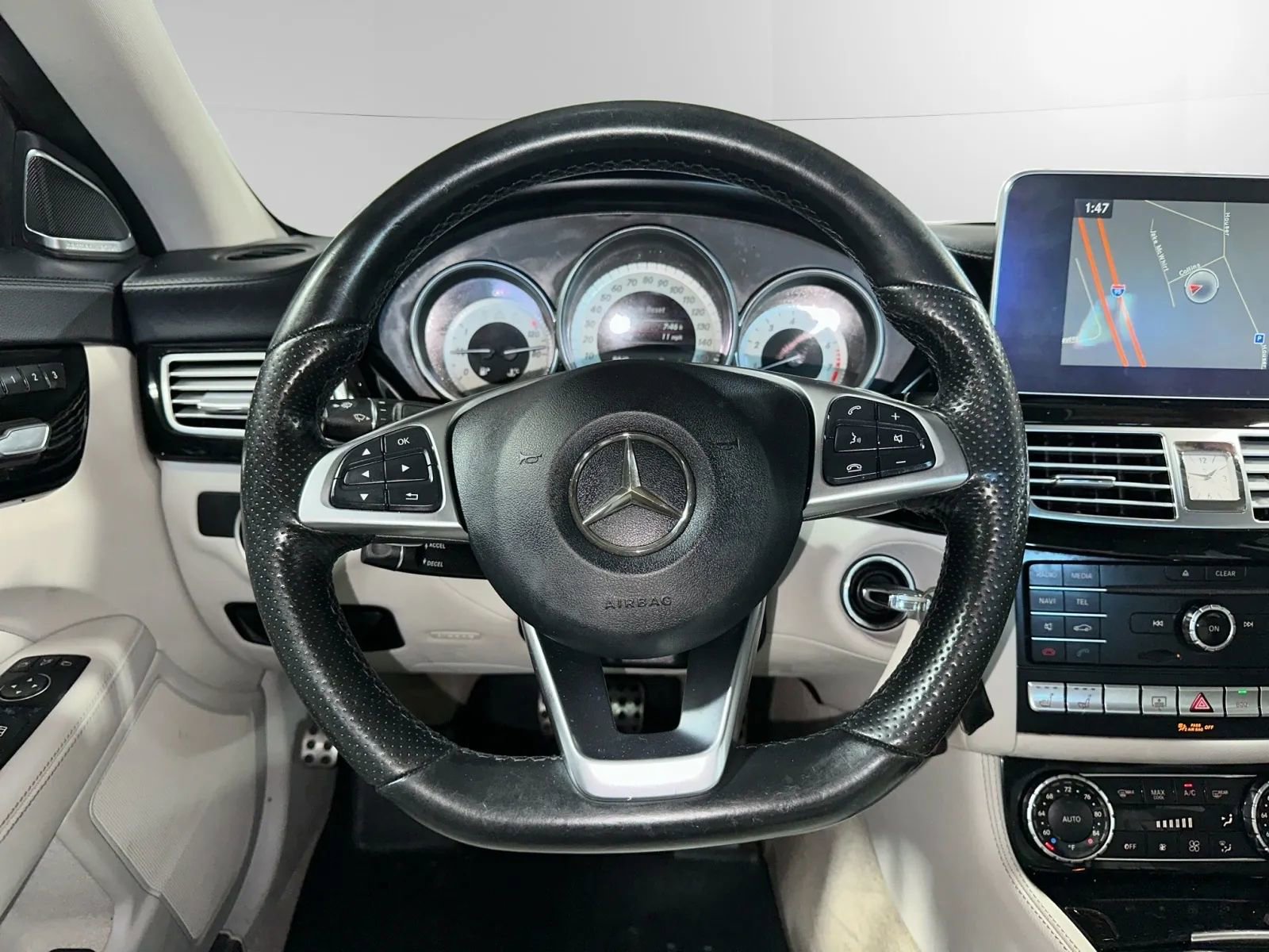 Used 2016 Mercedes-Benz CLS 550 4MATIC image 19