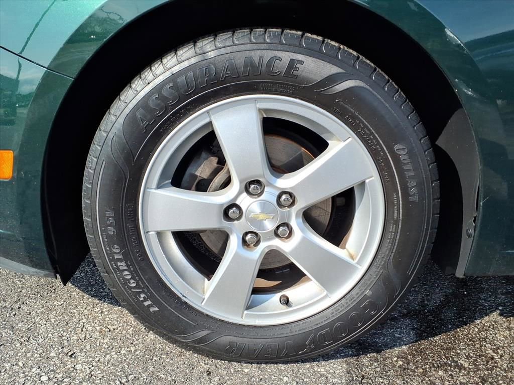 Certified 2014 Chevrolet Cruze LT FWD image 12