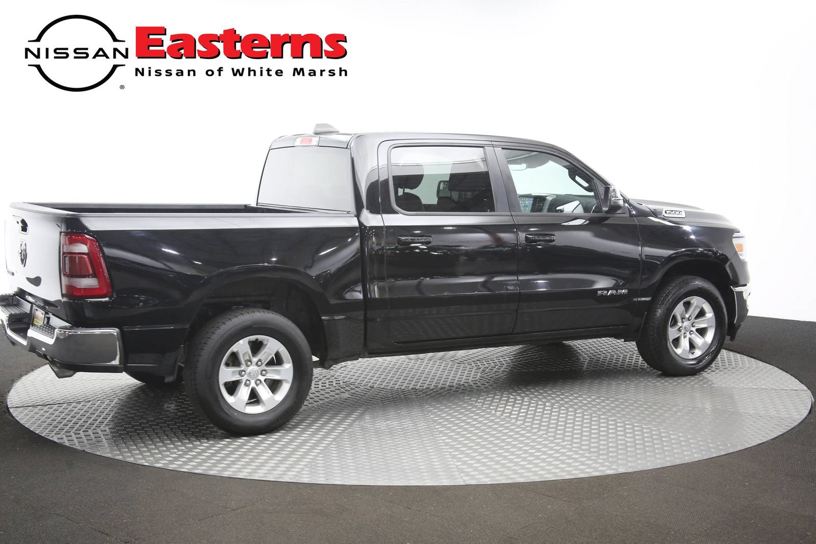 Used 2024 RAM 1500 Laramie RWD image 42