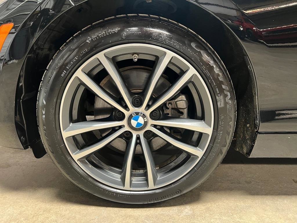 Used 2019 BMW 230i Coupe image 16