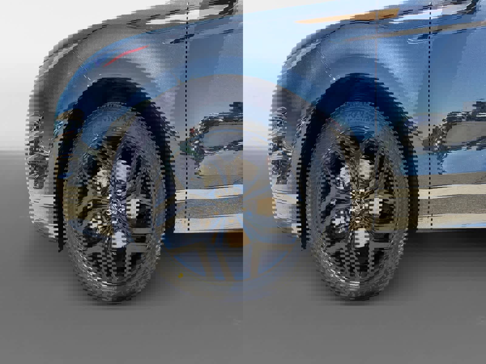 Used 2022 Land Rover Range Rover Evoque R-Dynamic S image 10