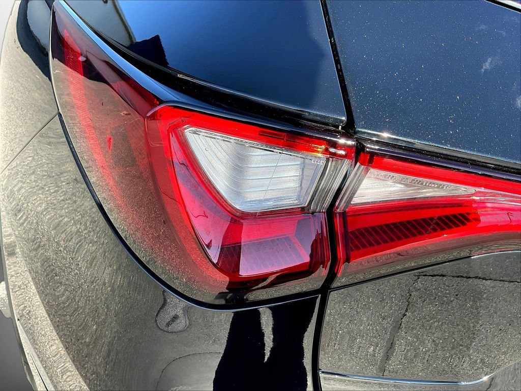 Used 2023 Acura MDX w/ Technology Package AWD/4WD image 25